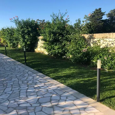 Aparthotel Podere San Luigi 3*