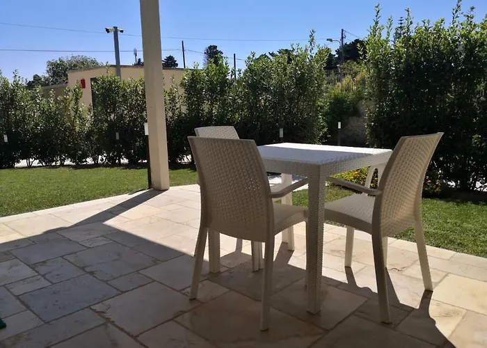 Podere San Luigi Aparthotel 3*